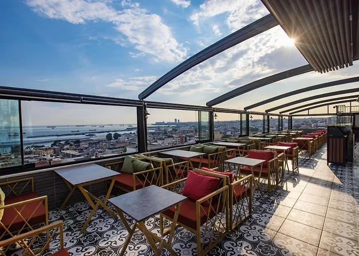 Grand Balyan Hotel & Restaurant
